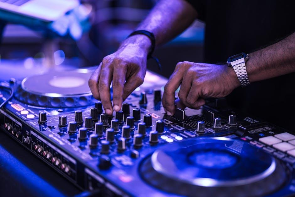 Unleashing Your Inner DJ: ‌Setting Up the Perfect‍ Soundtrack⁢ in⁣ Roblox ‌VC