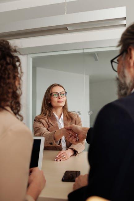 Nailing the⁢ Perfect​ Hook: How First Impressions Make or Break Your Short