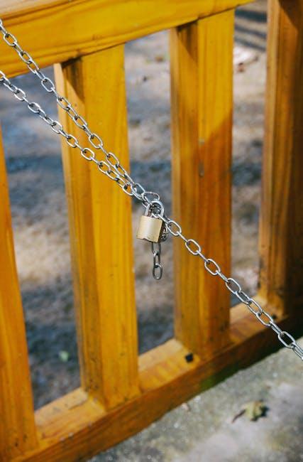 Navigating Uncharted Waters: ⁢Tips for‌ YouTubers to Maintain Healthy Boundaries