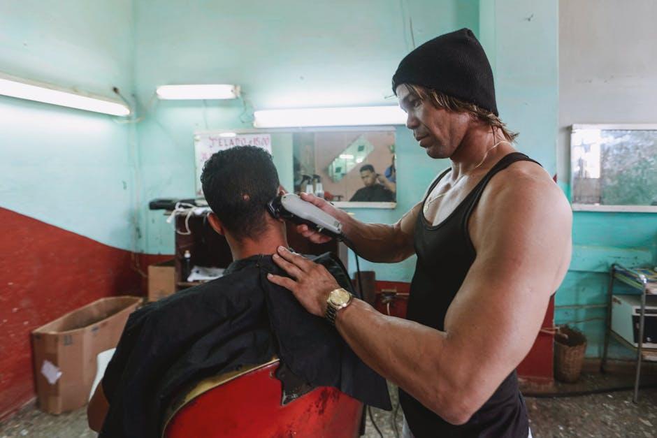 Master the Essentials: Tools Every DIY Haircutting Guy‌ Needs