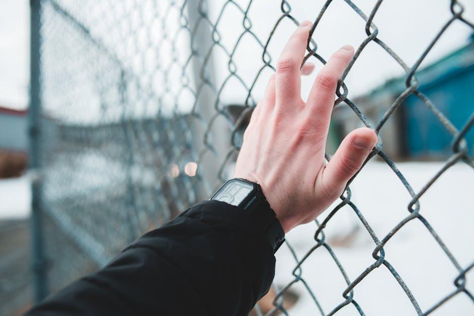 The Potential ‍Risks of Trying to View‍ Private Content