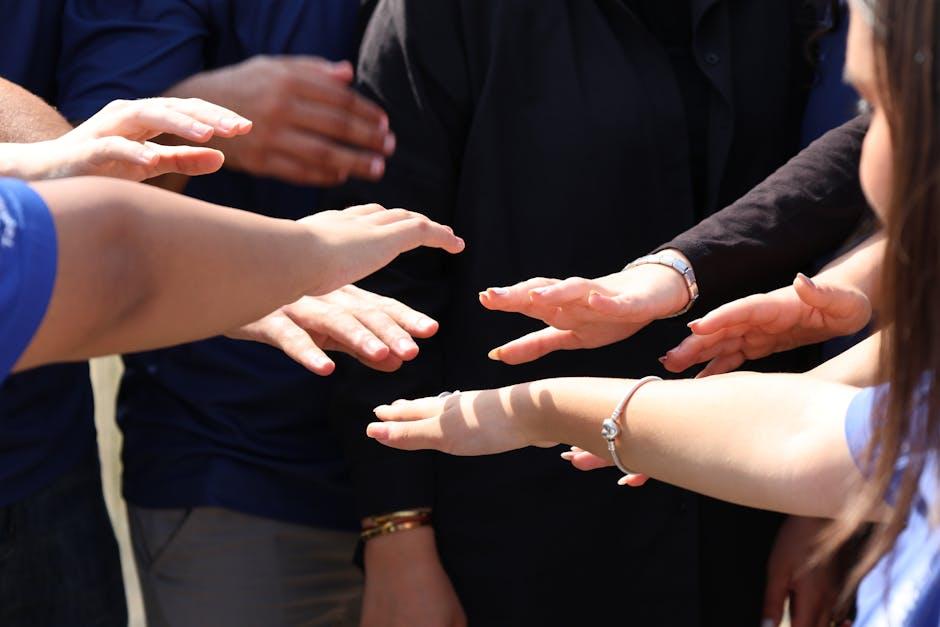 Empowering ⁤Your Community: Engaging‍ with Viewers‍ and Handling Feedback